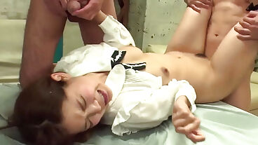 绝色日本少女桥本玲奈向众多情欲少年屈服